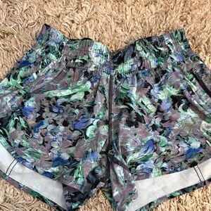 lululemon pattern shorts